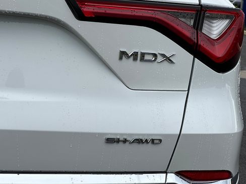 Used 2022 Acura MDX SH-AWD w/ Advance Package image 34