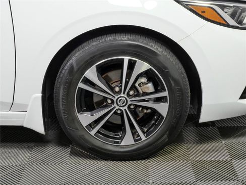 Used 2023 Nissan Sentra SV FWD image 35