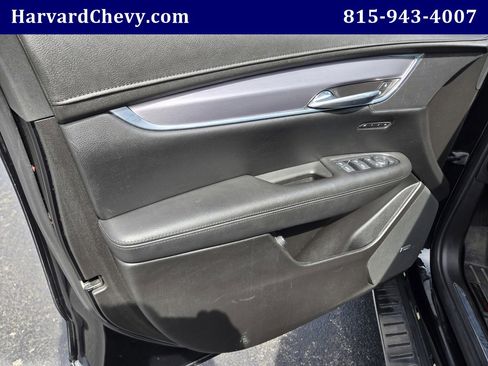 Used 2019 Cadillac XT5 Premium Luxury AWD/4WD image 36