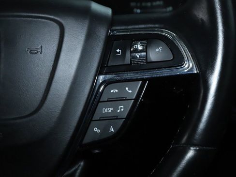 Used 2022 Lincoln Nautilus Reserve image 24
