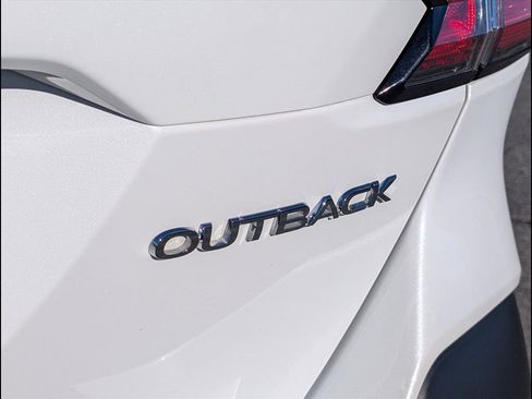 Used 2020 Subaru Outback Limited w/ Popular Package #2 image 18
