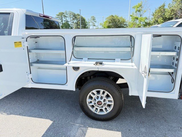 New 2026 GMC Sierra 2500 Pro w/ Convenience Package RWD image 8