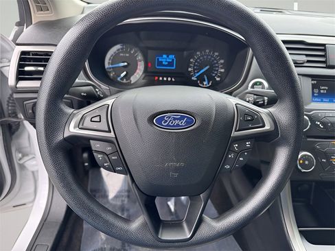 Used 2017 Ford Fusion S image 13