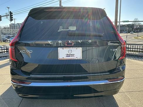New 2026 Volvo XC90 T8 Ultra w/ Protection Package Premier image 9