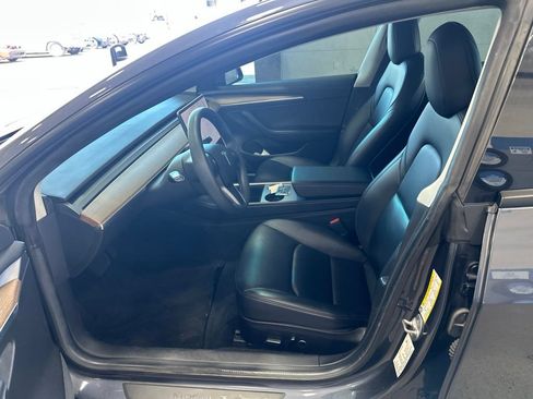 Used 2021 Tesla Model 3 Standard Range Plus RWD image 13