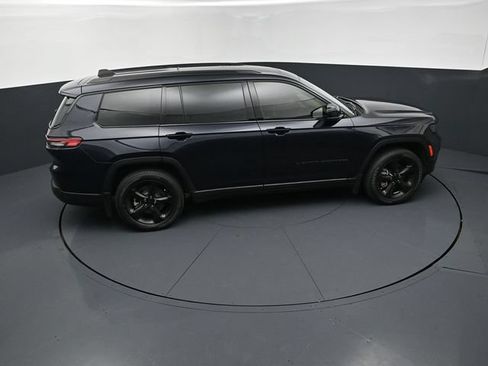 Used 2023 Jeep Grand Cherokee L Limited w/ Luxury Tech Group II AWD/4WD image 18