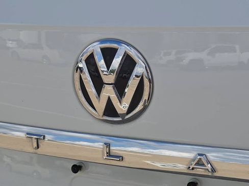 Used 2019 Volkswagen Atlas SEL R-Line AWD/4WD image 30
