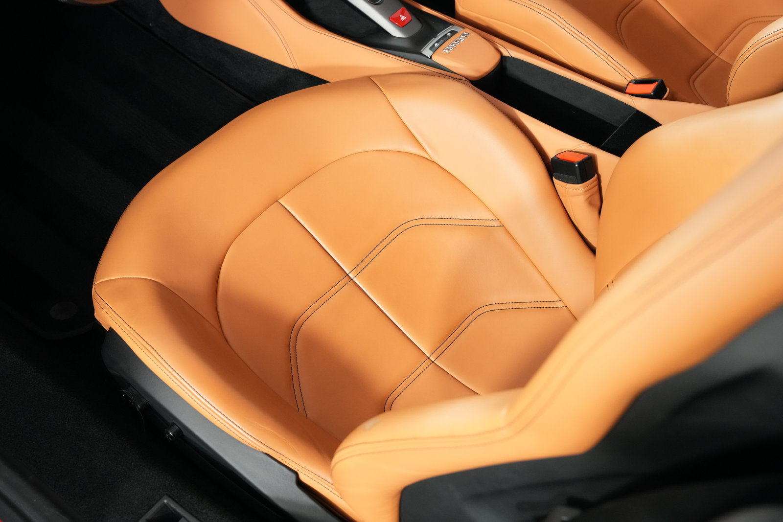 Used 2016 Ferrari 488 GTB RWD image 38