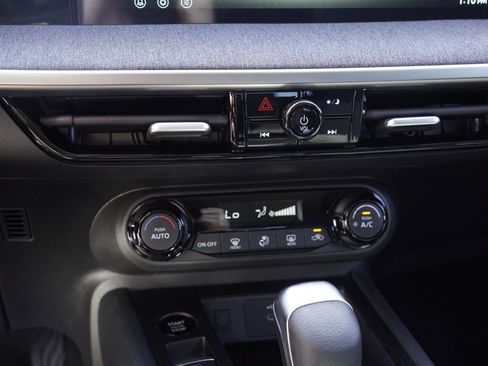 New 2026 Nissan Kicks SV image 13