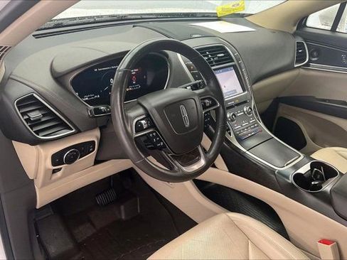 Used 2019 Lincoln Nautilus Reserve AWD/4WD image 14