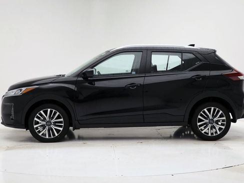 Used 2024 Nissan Kicks SV image 5
