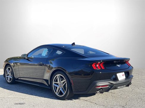 New 2026 Ford Mustang Coupe image 21
