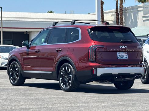 Certified 2024 Kia Telluride SX w/ Towing Package FWD image 5
