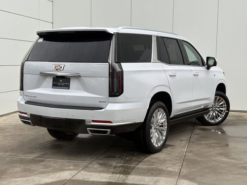 New 2026 Cadillac Escalade Luxury w/ Touring Package image 7