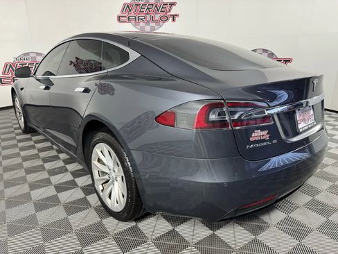 Used 2017 Tesla Model S 90D image 26