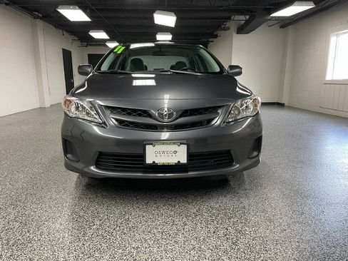 Used 2011 Toyota Corolla LE image 9