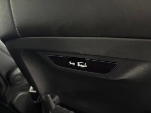 New 2027 Chrysler Pacifica Select AWD/4WD image 27