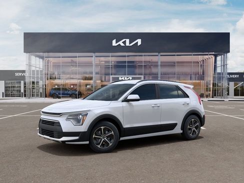 New 2026 Kia Niro LX FWD image 3