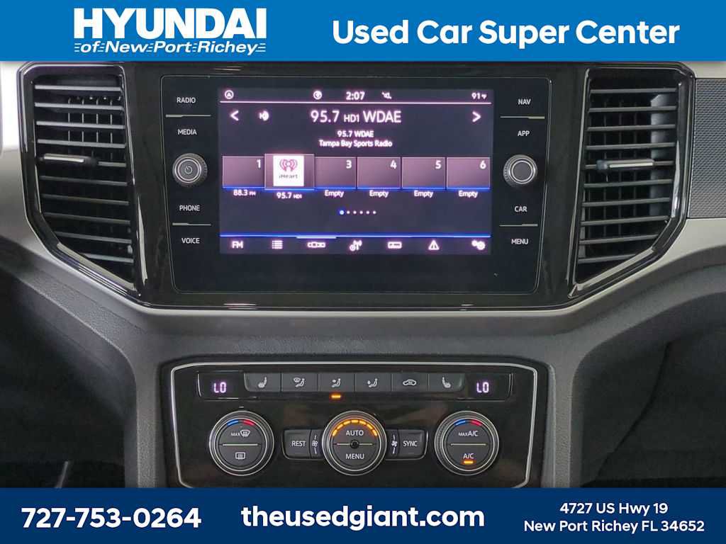 Used 2021 Volkswagen Atlas SEL R-Line FWD image 21