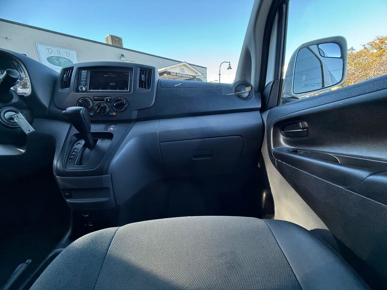 Used 2020 Nissan NV200 SV w/ Sliding Glass Door Package FWD image 20