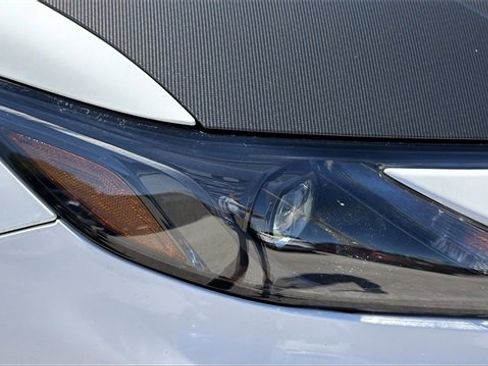 Used 2025 Toyota Camry SE w/ Convenience Package image 36