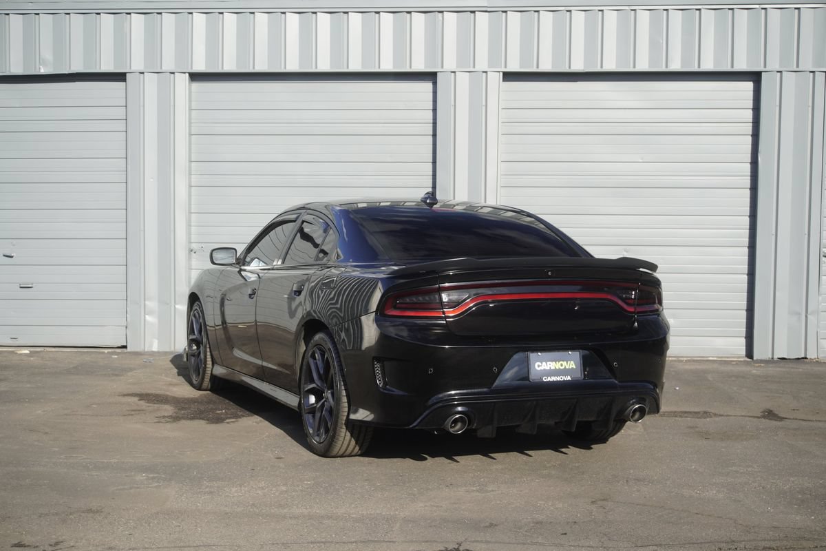 Used 2022 Dodge Charger R/T w/ Plus Group RWD image 3