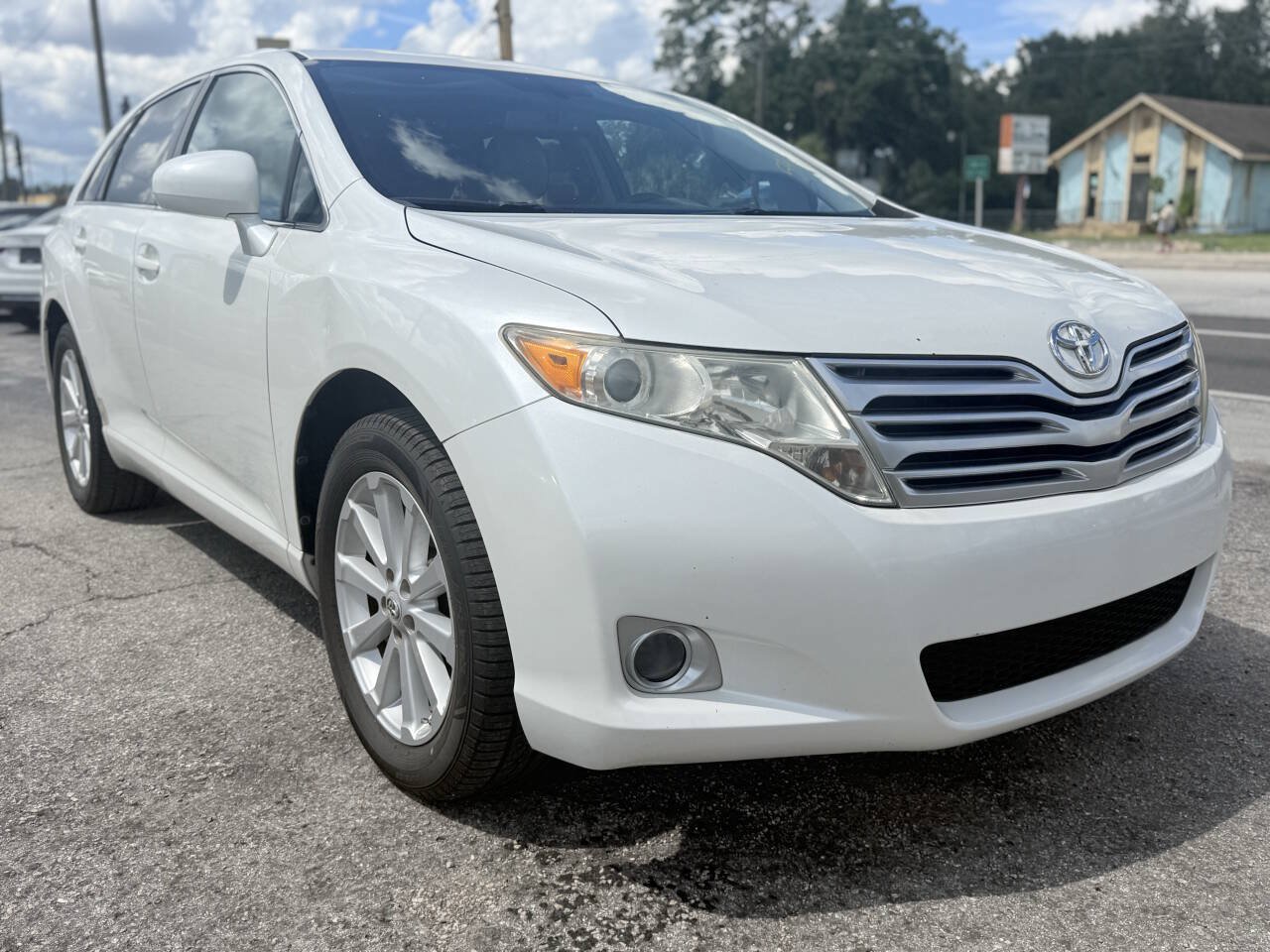 Used 2010 Toyota Venza FWD image 3