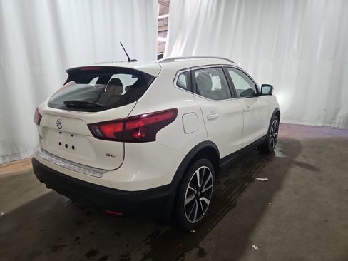 Used 2018 Nissan Rogue Sport SL w/ SL Premium Package FWD image 6