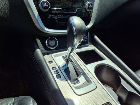 Used 2018 Nissan Murano SL w/ Moonroof Package image 13