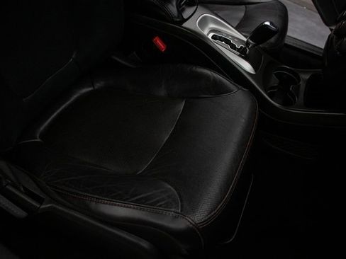 Used 2019 Dodge Journey GT image 17