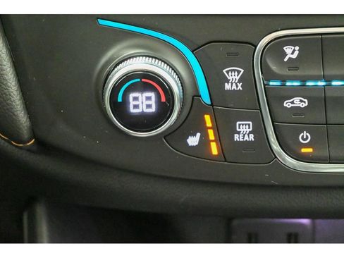 Used 2019 Chevrolet Traverse RS image 30