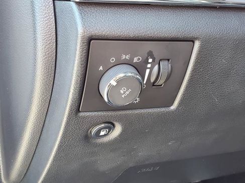 Used 2016 Jeep Grand Cherokee High Altitude AWD/4WD image 9