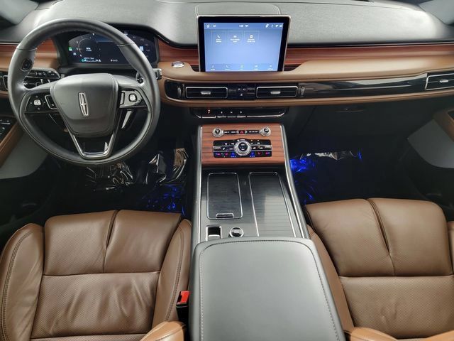 Used 2023 Lincoln Aviator Reserve w/ Equipment Group 201A AWD/4WD image 19