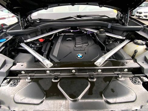 Used 2021 BMW X5 xDrive40i w/ Premium Package image 29
