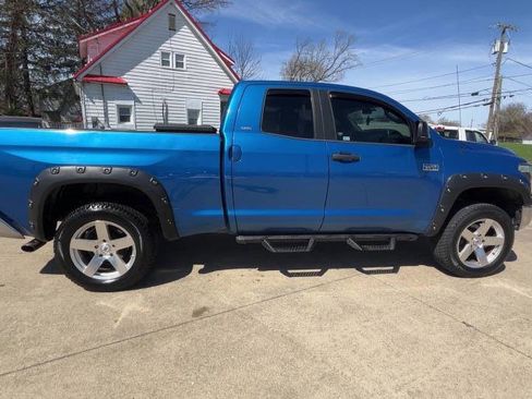 Used 2016 Toyota Tundra SR5 image 4