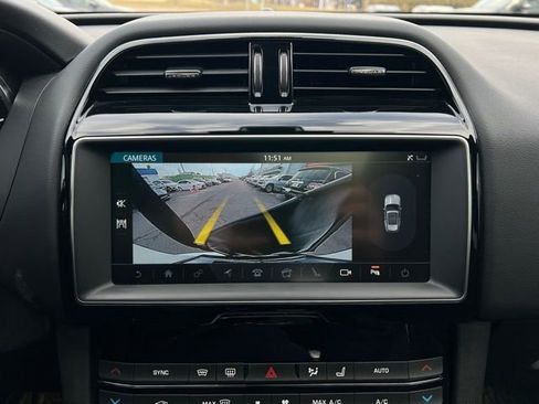 Used 2019 Jaguar F-PACE S AWD/4WD image 32