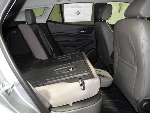 New 2026 Chevrolet Trax ACTIV w/ Driver Confidence Package FWD image 38