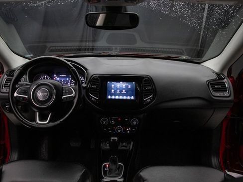 Used 2020 Jeep Compass Latitude image 21