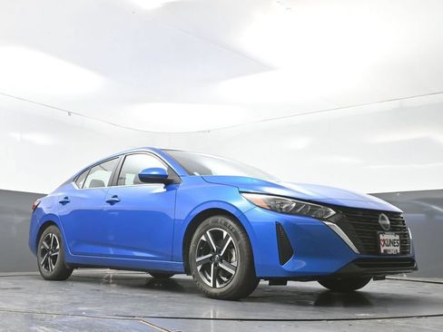 Used 2024 Nissan Sentra SV FWD image 49