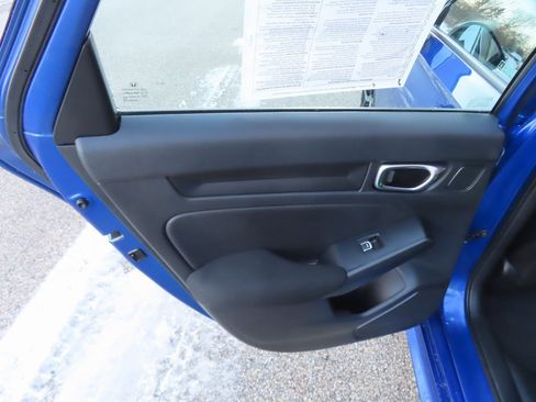 Used 2022 Honda Civic Sport image 28