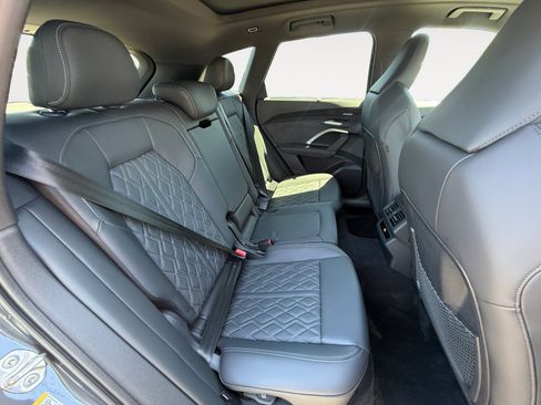 New 2026 Audi SQ5 Premium Plus AWD/4WD image 18
