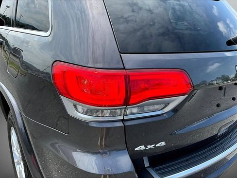 Used 2018 Jeep Grand Cherokee Limited AWD/4WD image 26