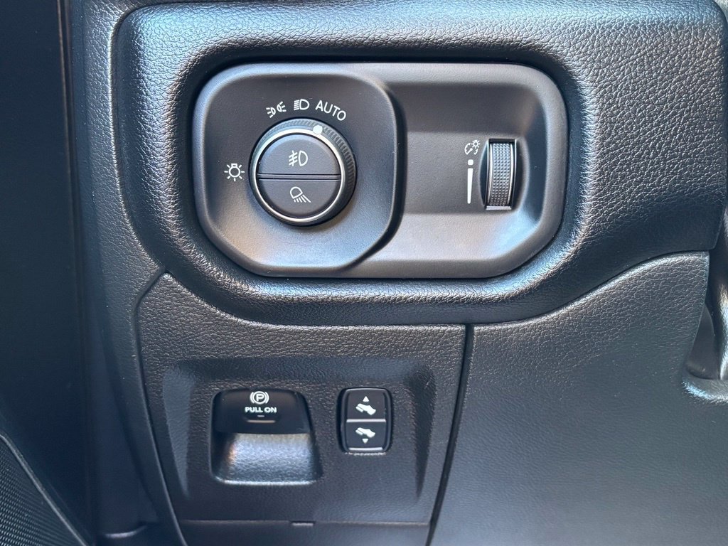 Used 2022 RAM 1500 Rebel w/ Rebel Level 2 Equipment Group AWD/4WD image 31