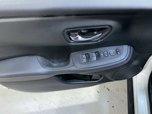 Used 2023 Honda HR-V Sport image 24