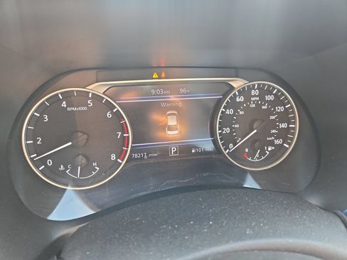 Used 2021 Nissan Sentra SV FWD image 12