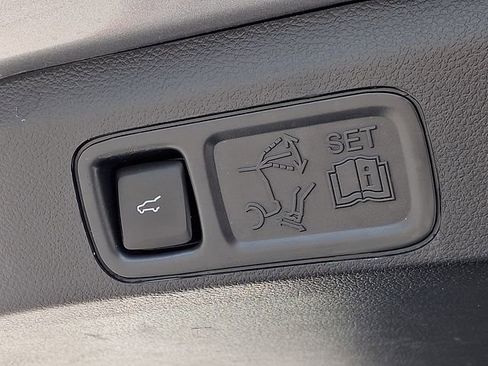 Used 2024 Ford Expedition Max Limited RWD image 34