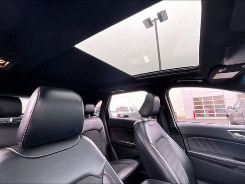 Used 2020 Ford Edge ST-Line image 22