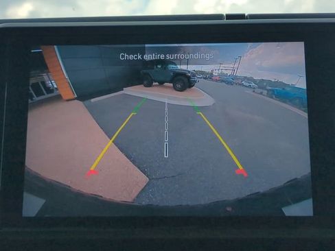 Used 2025 Jeep Wrangler Unlimited Rubicon 4xe image 20