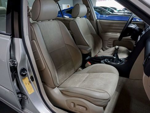 Used 2002 Lexus IS 300 image 36