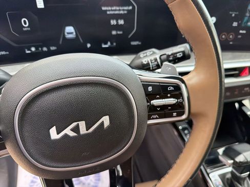 Used 2025 Kia Sorento SX Prestige w/ Olive Brown Leather Package AWD/4WD image 21